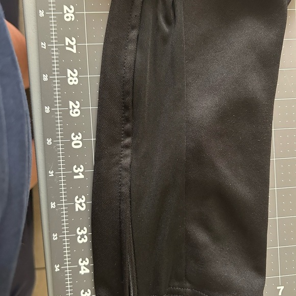 Adidas Black Cargo Pants with Signature Style - Picture 4 of 12